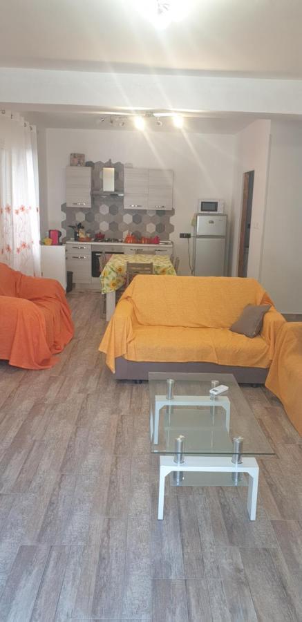 Casa Vacanze Il Girasole 巴格里亚 外观 照片
